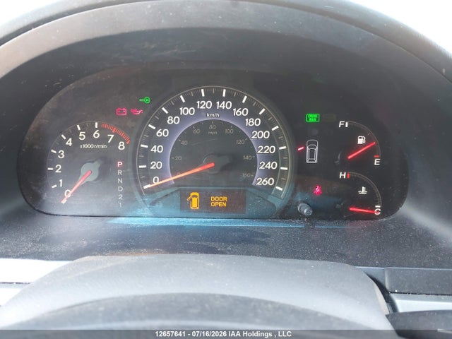 2006 Honda Odyssey მანქანა იყიდება აუქციონზე, vin: 5FNRL38826B512587, აუქციონის ნომერი: 12657641
