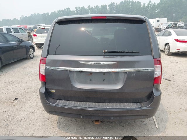 Auction sale of the 2015 Chrysler Town & Country S, vin: 2C4RC1HG5FR719961, lot number: 12657645