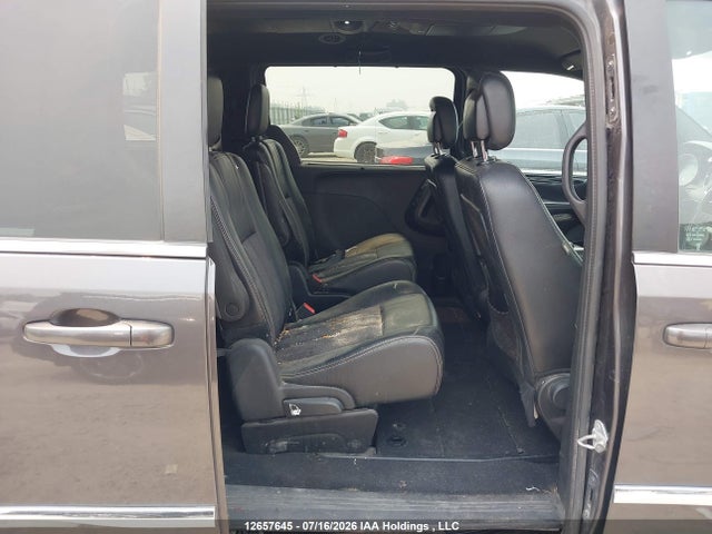 Продаж на аукціоні авто 2015 Chrysler Town & Country S, vin: 2C4RC1HG5FR719961, номер лоту: 12657645