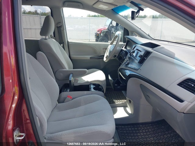 Auction sale of the 2013 Toyota Sienna Le 8 Passenger, vin: 5TDKK3DC1DS283780, lot number: 12657653