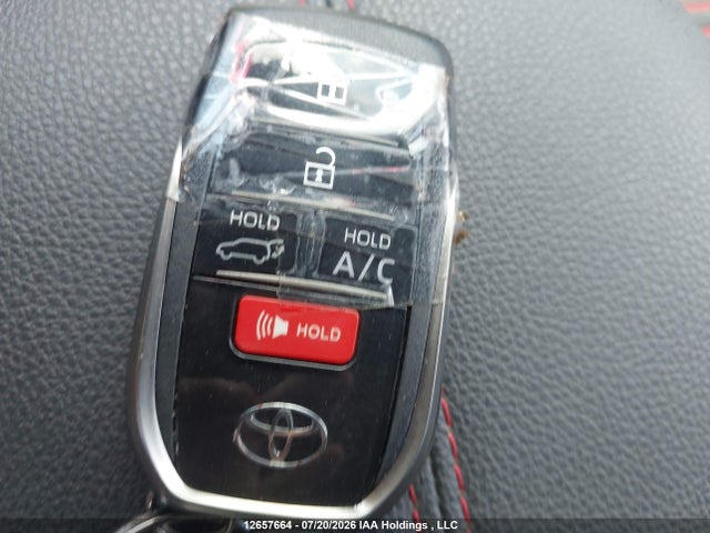 Toyota Rav4 Prime Xse 2024 JTMGB3FV3RD215682 Image 11