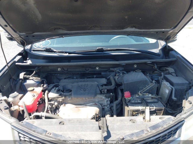 2T3RFREV9EW207682 Toyota Rav4 Xle