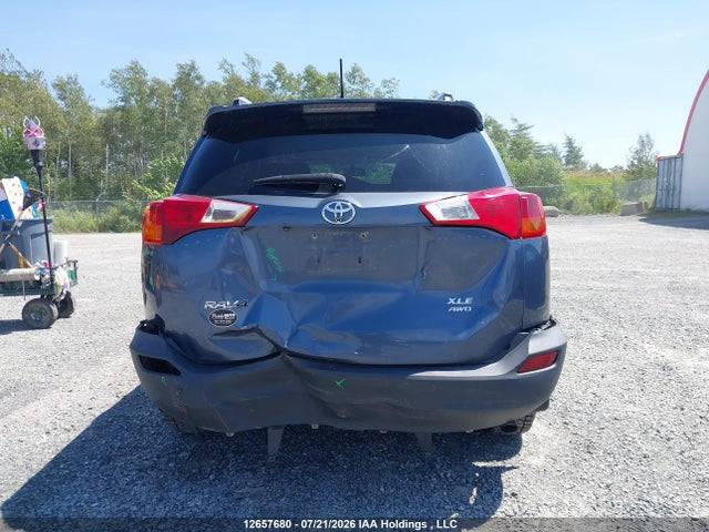 2T3RFREV9EW207682 Toyota Rav4 Xle