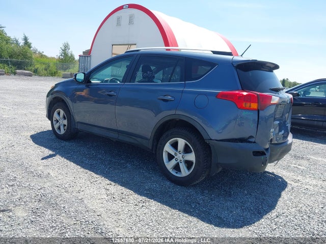 2T3RFREV9EW207682 Toyota Rav4 Xle