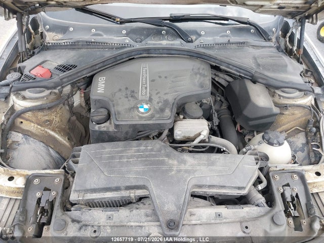 BMW 320i Xdrive 2014 WBA3C3G56ENS68792 Image 10