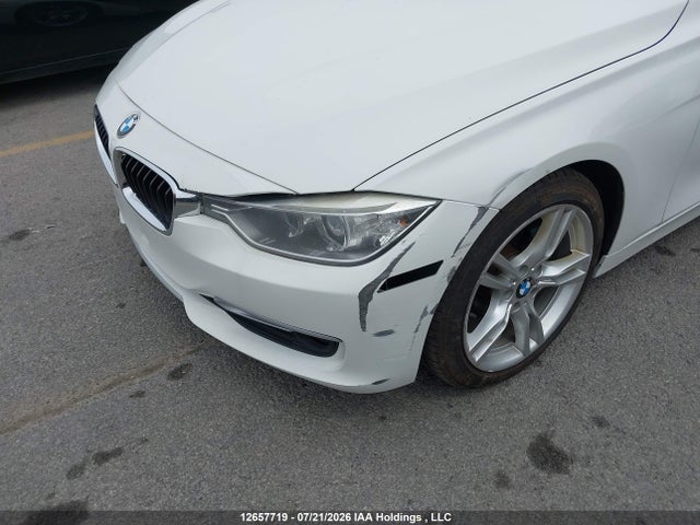 BMW 320i Xdrive 2014 WBA3C3G56ENS68792 Image 20