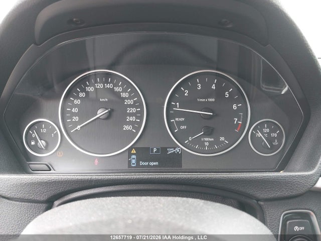 BMW 320i Xdrive 2014 WBA3C3G56ENS68792 Image 7