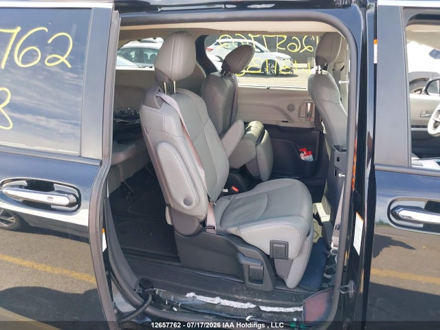 12657762 :رقم المزاد ، 5TDGSKFC2RS131138 vin ، 2024 Toyota Sienna Le/xse/limited/platinum مزاد بيع