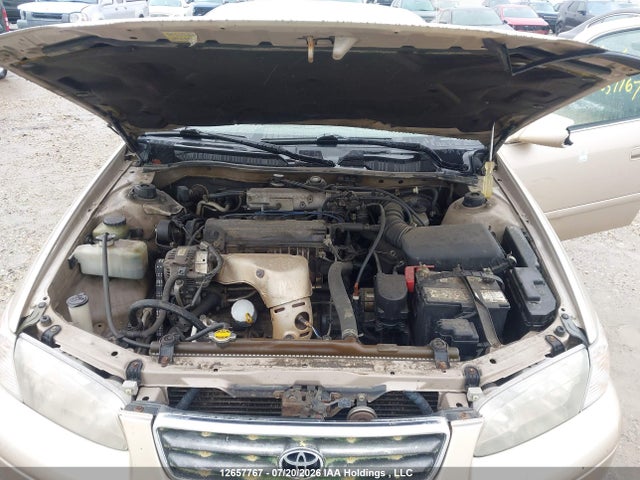 2001 Toyota Camry Ce/le/xle მანქანა იყიდება აუქციონზე, vin: JT2BG22KX10531957, აუქციონის ნომერი: 12657767