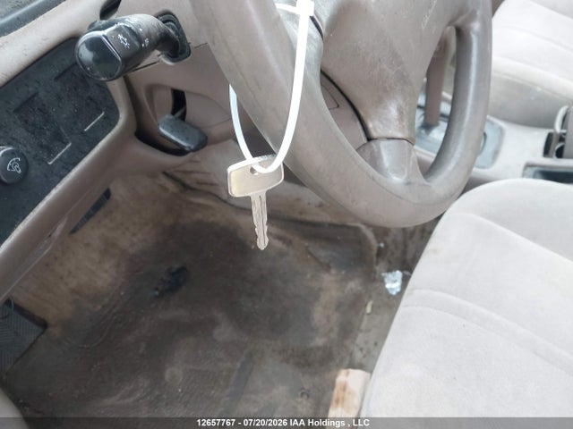 2001 Toyota Camry Ce/le/xle მანქანა იყიდება აუქციონზე, vin: JT2BG22KX10531957, აუქციონის ნომერი: 12657767