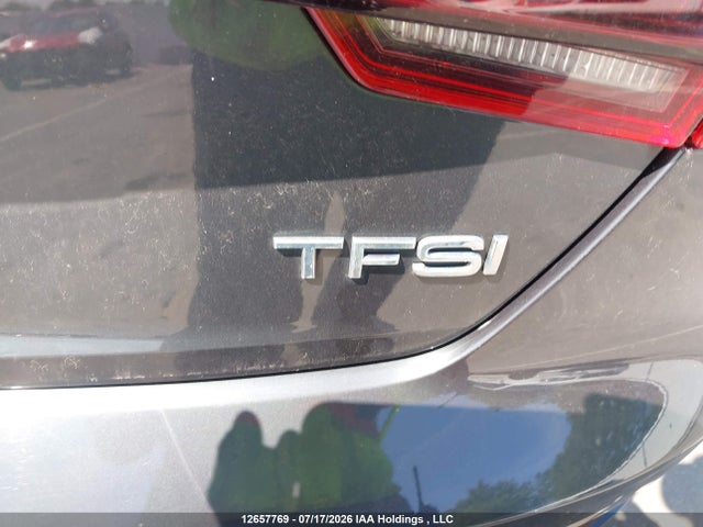 12657769 :رقم المزاد ، WAUHMAF40HN042266 vin ، 2017 Audi A4 Progressiv مزاد بيع