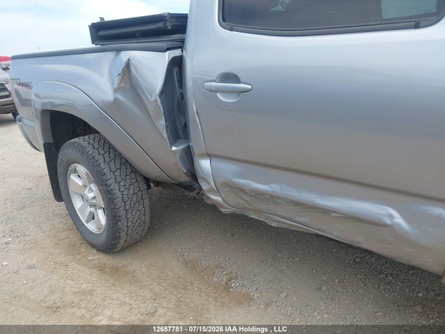 12657781 :رقم المزاد ، 5TFMU4FN8FX031464 vin ، 2015 Toyota Tacoma V6 مزاد بيع