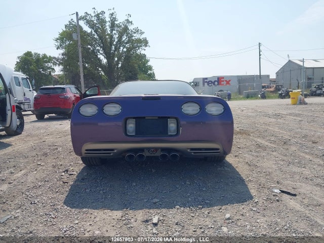 12657803 :رقم المزاد ، 1G1YY22GXY5105881 vin ، 2000 Chevrolet Corvette مزاد بيع