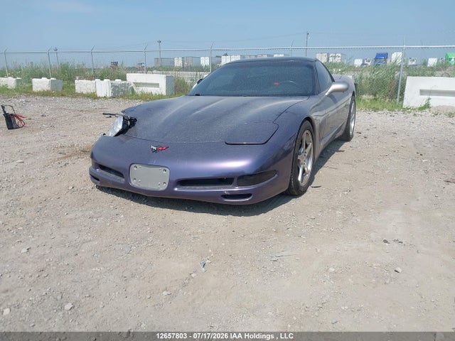 12657803 :رقم المزاد ، 1G1YY22GXY5105881 vin ، 2000 Chevrolet Corvette مزاد بيع