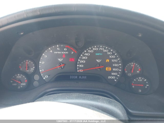12657803 :رقم المزاد ، 1G1YY22GXY5105881 vin ، 2000 Chevrolet Corvette مزاد بيع