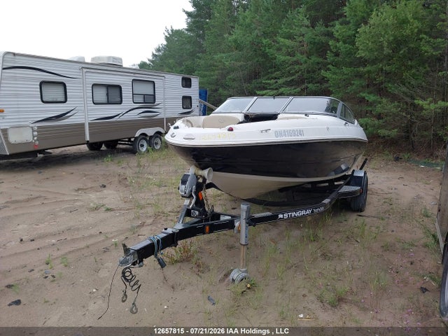 5VWBT1916EE005348 Stingray Boat