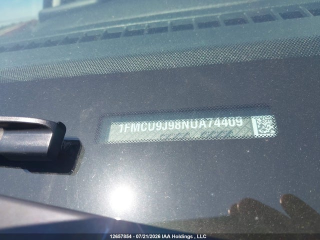12657854 :رقم المزاد ، 1FMCU9J98NUA74409 vin ، 2022 Ford Escape Titanium مزاد بيع