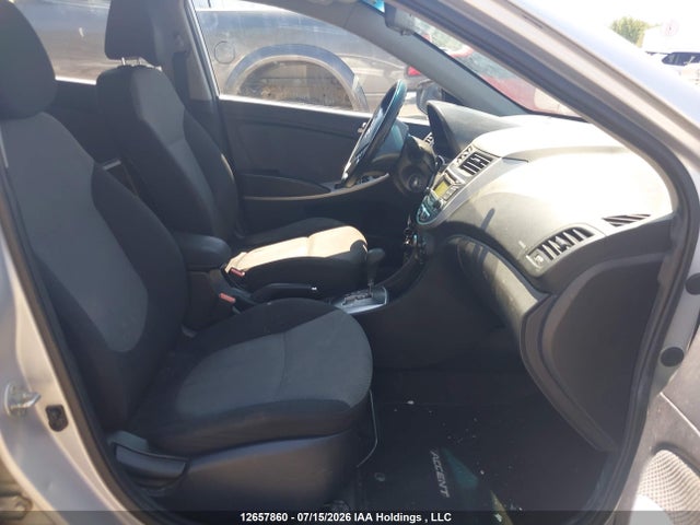 2013 Hyundai Accent Gls/gs მანქანა იყიდება აუქციონზე, vin: KMHCT5AE8DU134731, აუქციონის ნომერი: 12657860