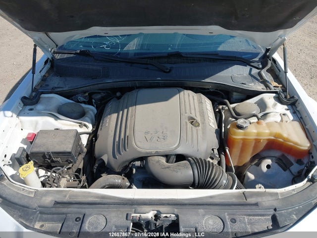 12657867 :رقم المزاد ، 2C3CK6CT7BH573898 vin ، 2011 Chrysler 300c مزاد بيع