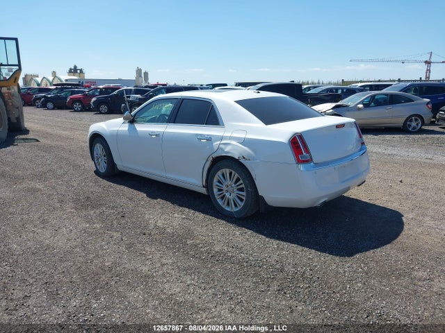 12657867 :رقم المزاد ، 2C3CK6CT7BH573898 vin ، 2011 Chrysler 300c مزاد بيع