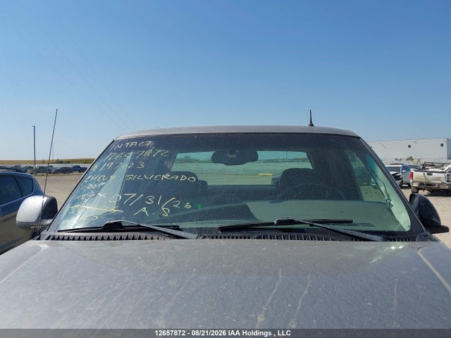 2001 Chevrolet Silverado K2500 Heavy Duty მანქანა იყიდება აუქციონზე, vin: 1GCHK23G71F197023, აუქციონის ნომერი: 12657872