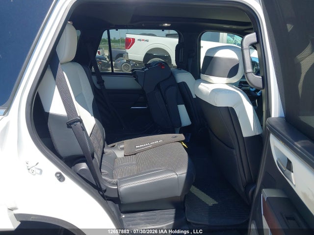 12657883 :رقم المزاد ، 7SVAAABA8SX061433 vin ، 2025 Toyota Sequoia Platinum مزاد بيع