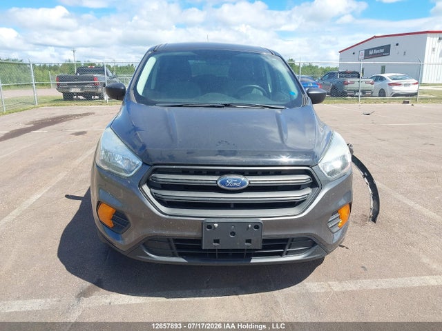 12657893 :رقم المزاد ، 1FMCU0F76HUD00535 vin ، 2017 Ford Escape S مزاد بيع