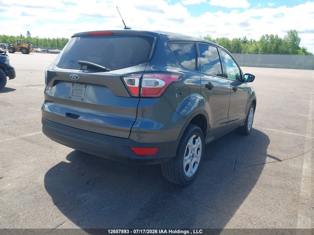 12657893 :رقم المزاد ، 1FMCU0F76HUD00535 vin ، 2017 Ford Escape S مزاد بيع