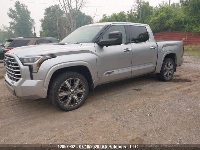 Toyota Tundra 2023 5TFVC5DB1PX017364 Image 3