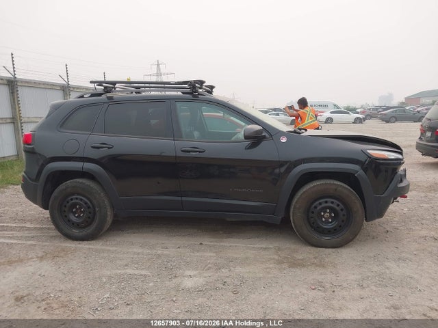 Jeep Cherokee Trailhawk 2016 1C4PJMBS9GW256260 Image 13