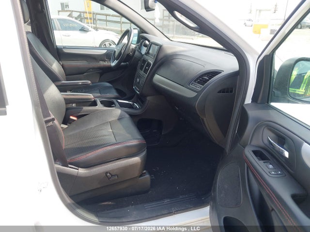 Продаж на аукціоні авто 2015 Dodge Grand Caravan R/t, vin: 2C4RDGEG8FR692291, номер лоту: 12657930