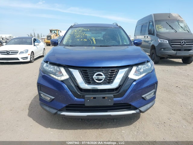 Aukcja sprzedaży 2017 Nissan Rogue S/sl Platinum/sv, vin: 5N1AT2MVXHC802459, numer aukcji: 12657943