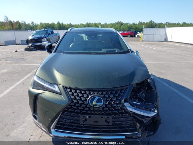Продажа на аукционе авто 2023 Lexus Ux 250h Premium/250h F Sport Design/250h F Sport Handling, vin: JTHL9JBHXP2064894, номер лота: 12657952