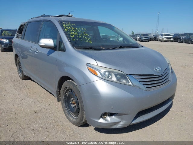 12652274 :رقم المزاد ، 5TDDK3DC5FS094612 vin ، 2015 Toyota Sienna Xle 7 Passenger مزاد بيع