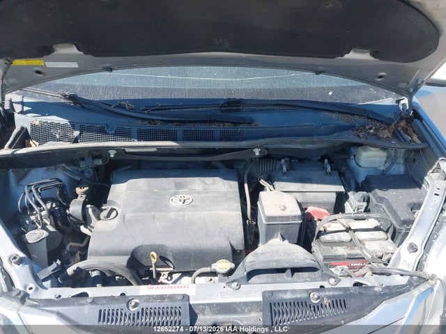 12652274 :رقم المزاد ، 5TDDK3DC5FS094612 vin ، 2015 Toyota Sienna Xle 7 Passenger مزاد بيع