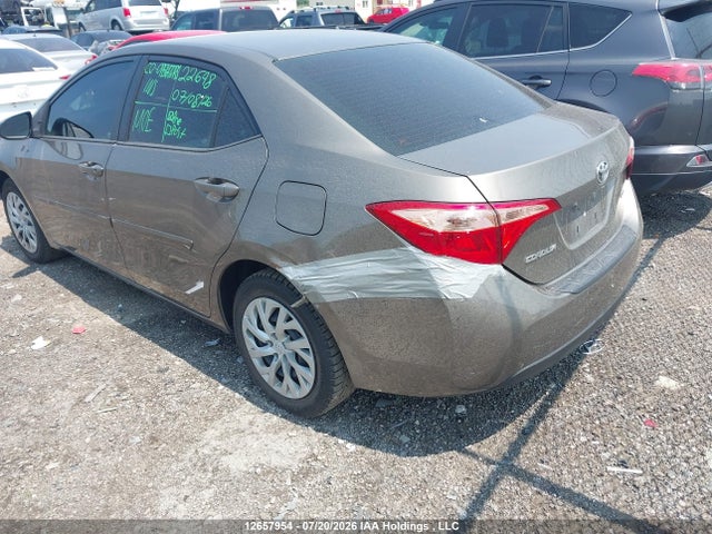 12657954 :رقم المزاد ، 2T1BURHE5JC003971 vin ، 2018 Toyota Corolla Le مزاد بيع