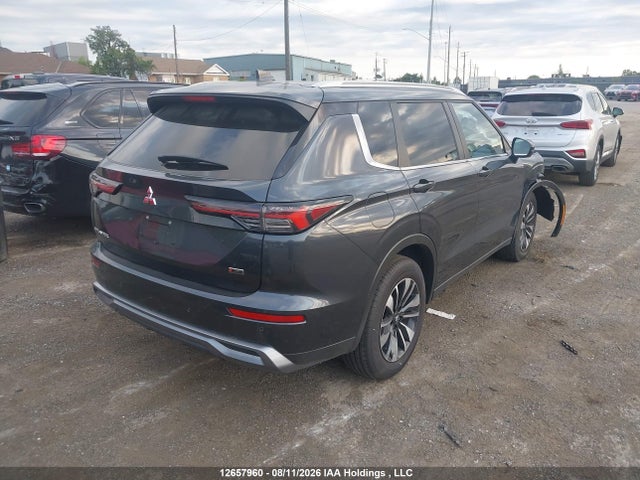 2026 Mitsubishi Outlander Le S-awc/se S-awc/sel S-awc მანქანა იყიდება აუქციონზე, vin: JA4J4VAB1TZ605998, აუქციონის ნომერი: 12657960