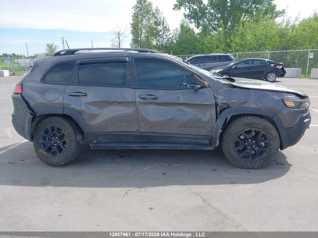 12657961 :رقم المزاد ، 1C4PJMBX0MD146202 vin ، 2021 Jeep Cherokee مزاد بيع