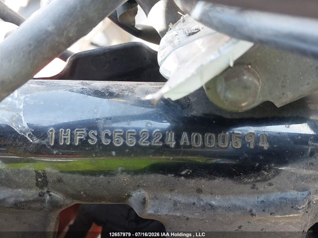 12657979 :رقم المزاد ، 1HFSC55224A000594 vin ، 2004 Honda Vtx1300 C مزاد بيع