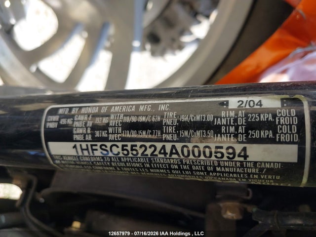 12657979 :رقم المزاد ، 1HFSC55224A000594 vin ، 2004 Honda Vtx1300 C مزاد بيع