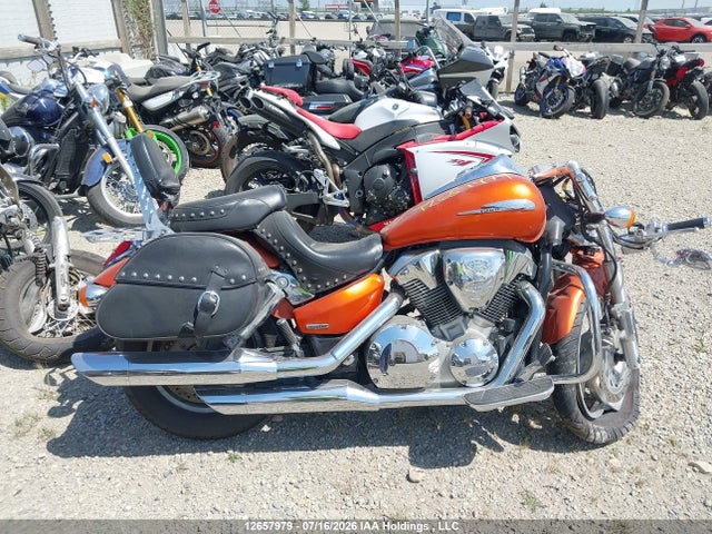 12657979 :رقم المزاد ، 1HFSC55224A000594 vin ، 2004 Honda Vtx1300 C مزاد بيع