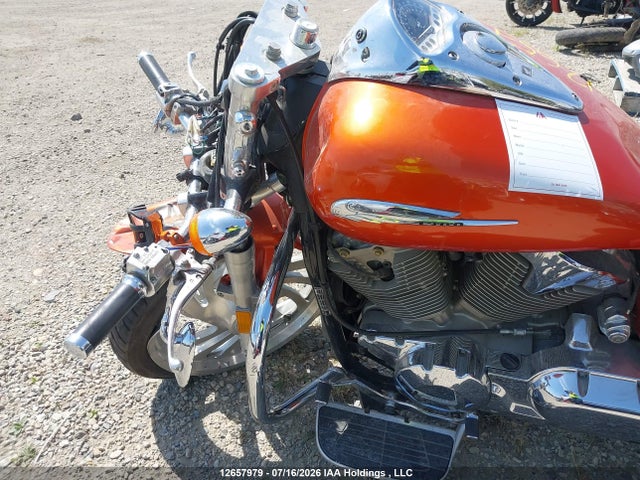 12657979 :رقم المزاد ، 1HFSC55224A000594 vin ، 2004 Honda Vtx1300 C مزاد بيع