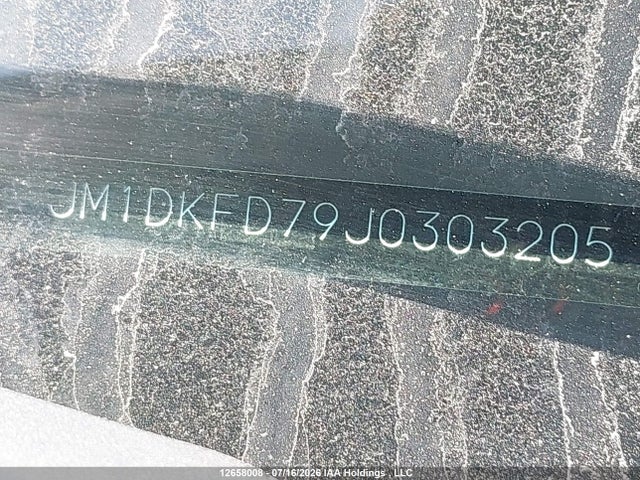 JM1DKFD79J0303205 Mazda Cx-3 Grand Touring