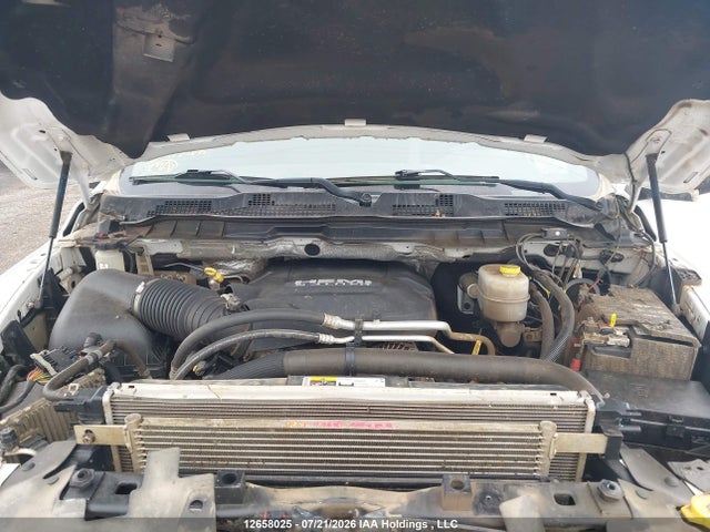 RAM 2500 Laramie 2018 3C6UR5FJXJG182055 Image 10