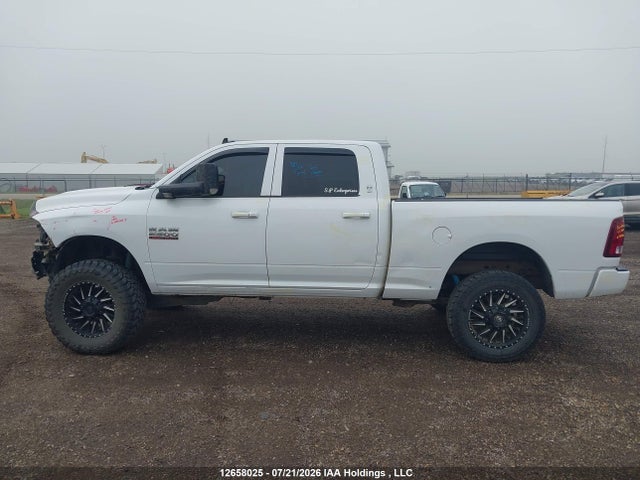 RAM 2500 Laramie 2018 3C6UR5FJXJG182055 Image 13