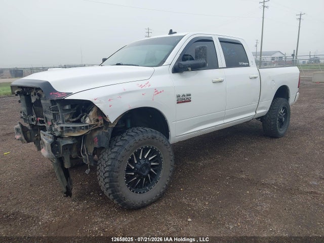 RAM 2500 Laramie 2018 3C6UR5FJXJG182055 Image 18