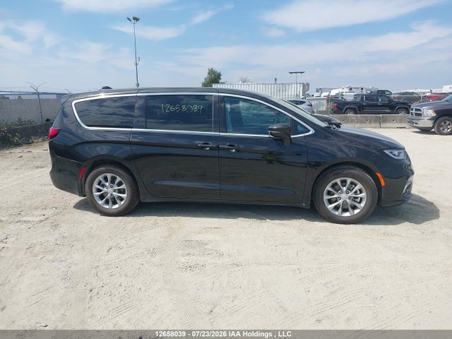 12658039 :رقم المزاد ، 2C4RC1GG0TR223611 vin ، 2026 Chrysler Pacifica Limited مزاد بيع
