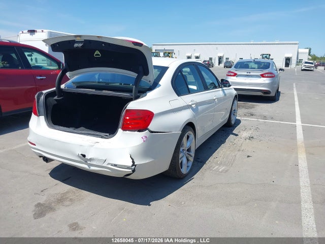 12658045 :رقم المزاد ، WBA3B3C50DF539055 vin ، 2013 Bmw 328i Xdrive مزاد بيع