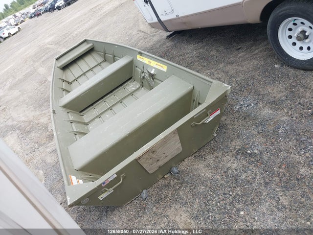 Продаж на аукціоні авто 2015 Lowe Fishing L1040 Jon Boat, vin: LWC07149F515, номер лоту: 12658050