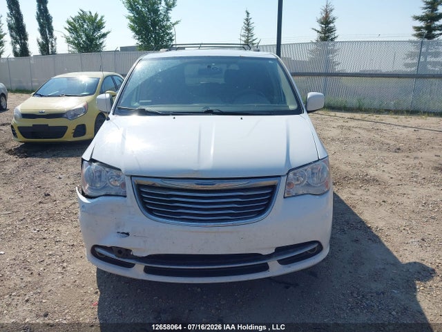 Продажа на аукционе авто 2015 Chrysler Town & Country Touring, vin: 2C4RC1BG6FR696988, номер лота: 12658064